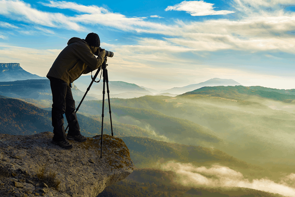 How to Improve Your Outdoor Photography: Tips from the Pros | Step outside to step up your photography skills. Enjoy nature while leaving no trace. Click through to learn how.